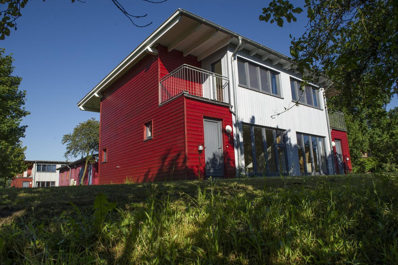 Basiskulturfabrik Oeko-Hotel Neustrelitz Esterno foto