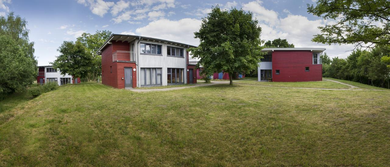Basiskulturfabrik Oeko-Hotel Neustrelitz Esterno foto