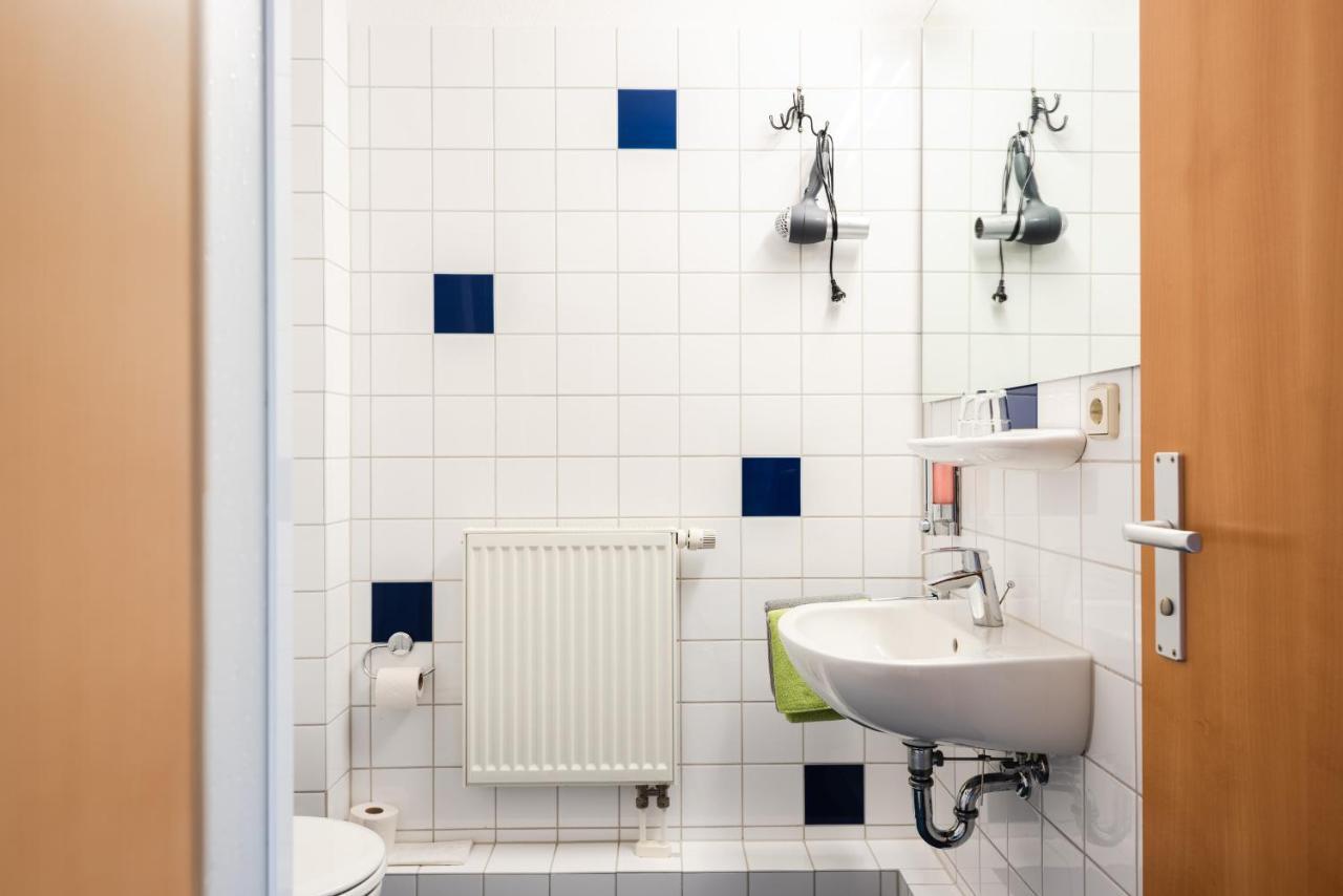 Basiskulturfabrik Oeko-Hotel Neustrelitz Esterno foto