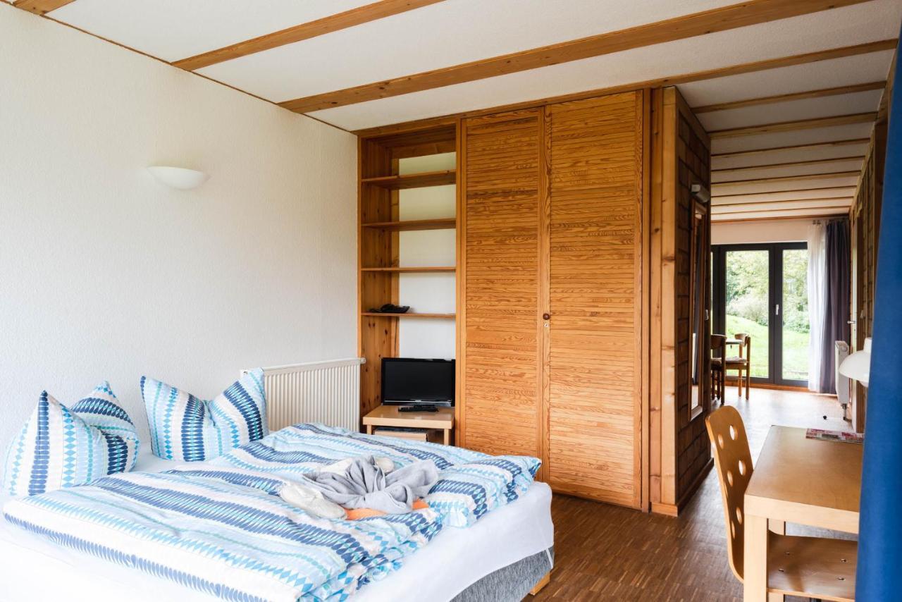 Basiskulturfabrik Oeko-Hotel Neustrelitz Esterno foto
