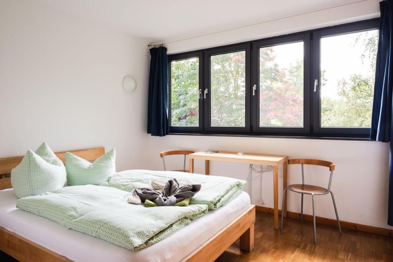 Basiskulturfabrik Oeko-Hotel Neustrelitz Esterno foto
